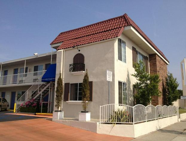 Motel 6 Gardena hotel detail image 3