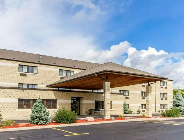 Quality Inn La Crosse North hotel detail image 2