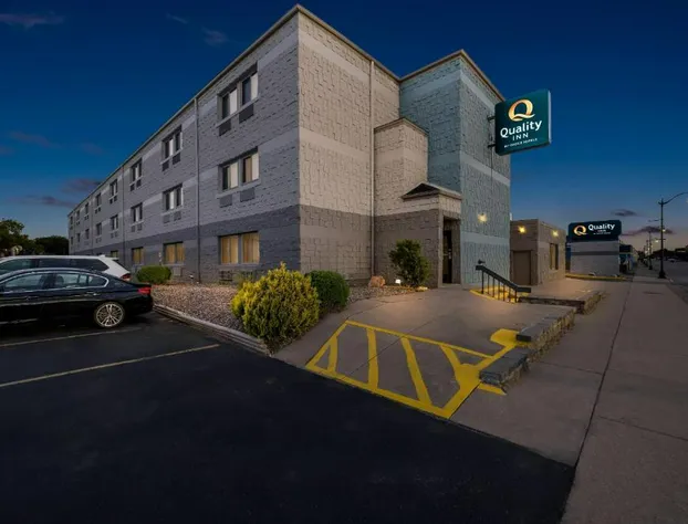 Quality Inn La Crosse North hotel detail image 1
