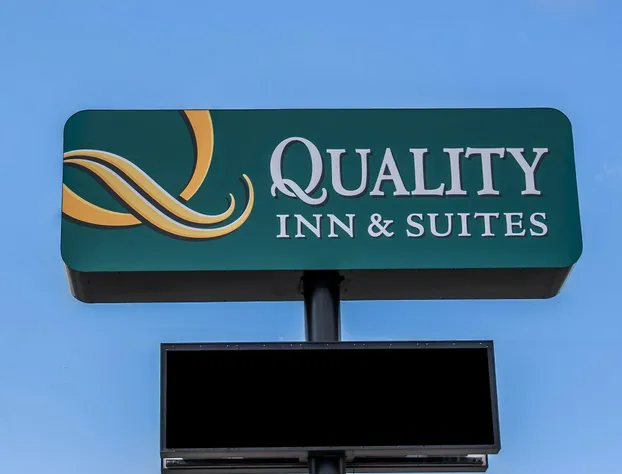 Quality Inn & Suites Fife Seattle hotel detail image 3