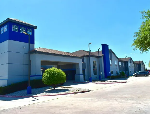 Americas Best Value Inn & Suites Haltom City Ft. Worth hotel detail image 1