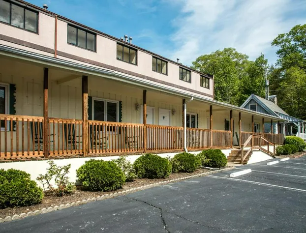 Boxwood Lodge hotel detail image 4