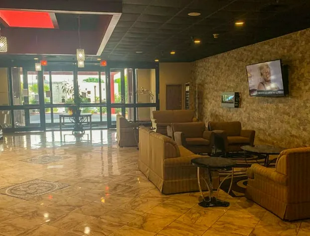 Magnuson Grand DeSoto hotel detail image 3