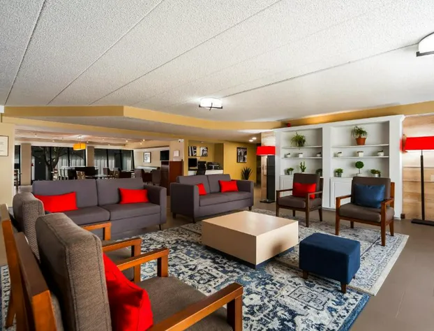 Wingate By Wyndham Lincoln Airport East hotel detail image 4