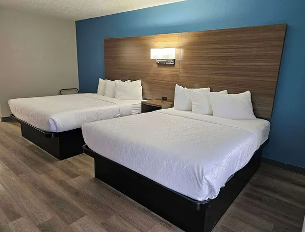 Knights Inn Victoria hotel detail image 3