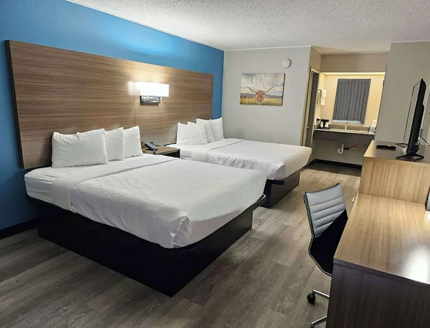 Knights Inn Victoria hotel detail image 4