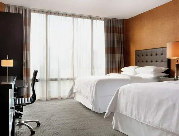 Sheraton Charlotte Hotel hotel detail image 4