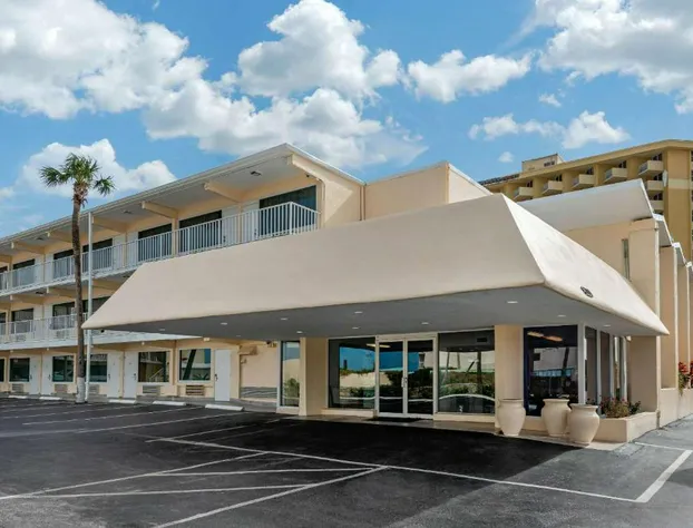 Quality Inn Daytona Beach Oceanfront hotel detail image 1