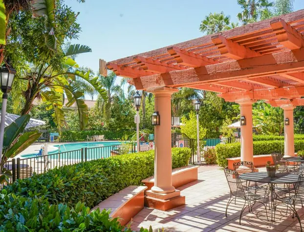 Uptown Oasis San Jose Airport hotel detail image 2