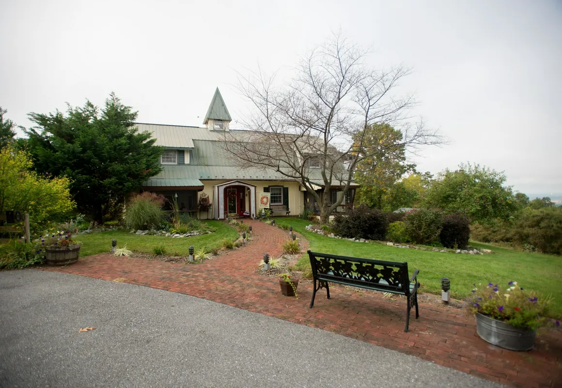 Antietam Overlook Farm hotel hero