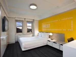 Row NYC hotel detail image 3