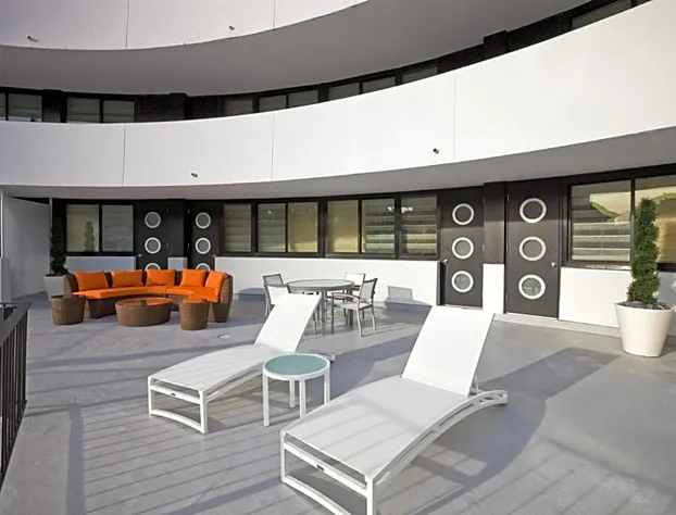 Washington Plaza Hotel hotel detail image 1