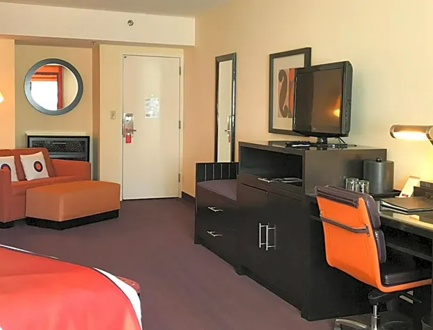 Washington Plaza Hotel hotel detail image 2