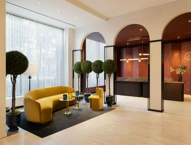 Park Lane New York hotel detail image 2