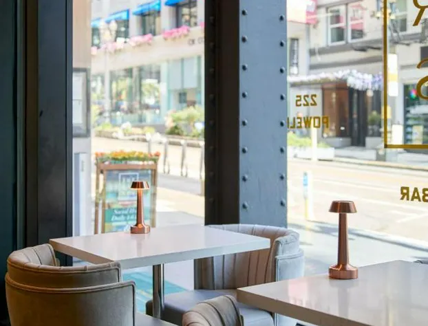 The Barnes San Francisco, Tapestry Collection by Hilton hotel detail image 4