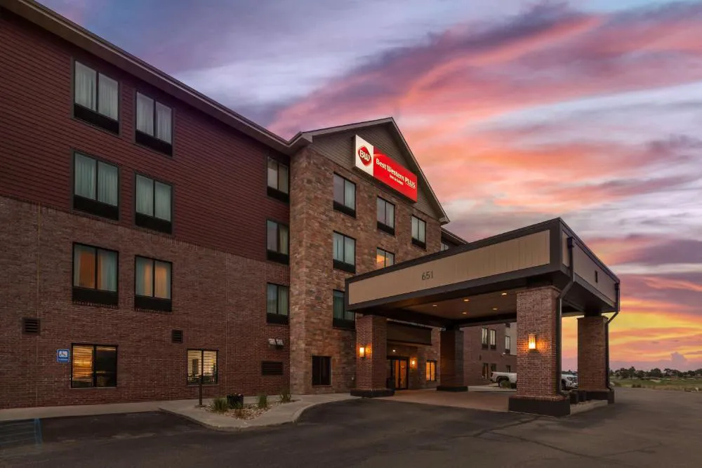 Best Western Plus Casper Inn & Suites hotel hero
