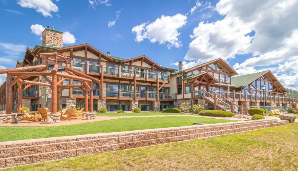 The Estes Park Resort hotel hero
