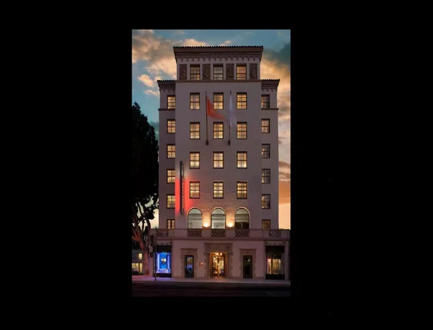 Pasadena Hotel & Pool hotel detail image 1