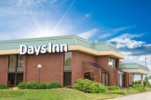 Days Inn by Wyndham Rolla hotel detail image 2