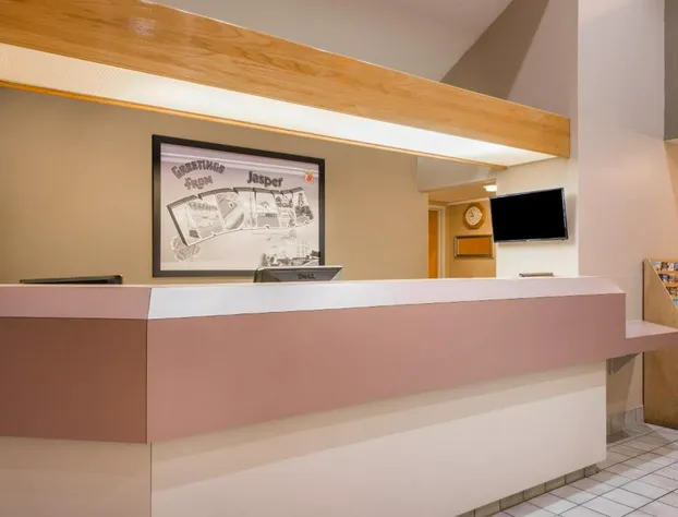 Super 8 by Wyndham Jasper hotel detail image 2