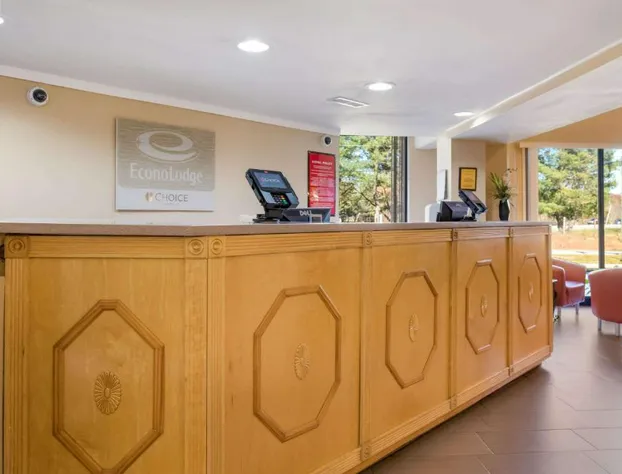 Econo Lodge Hendersonville hotel detail image 2