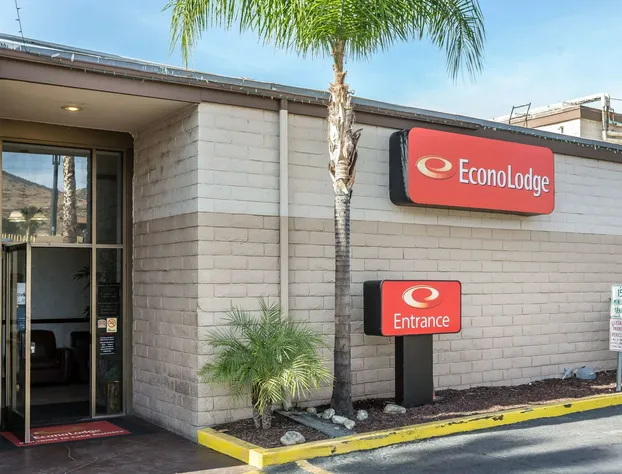 Econo Lodge Lake Elsinore Casino hotel detail image 2