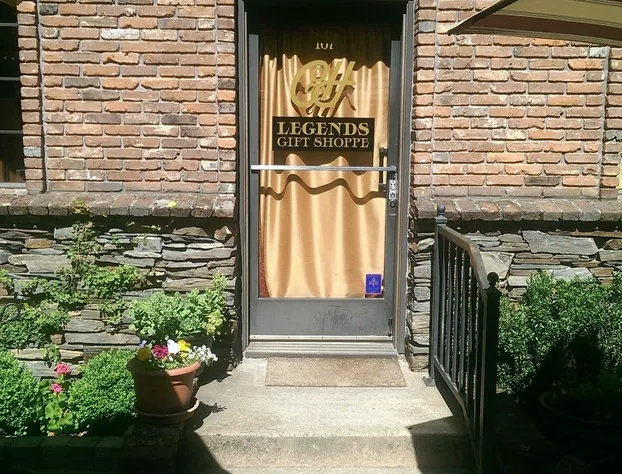 Historic Cary House Hotel hotel detail image 1