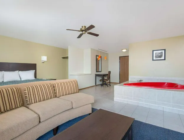 Days Inn by Wyndham Pueblo hotel detail image 2