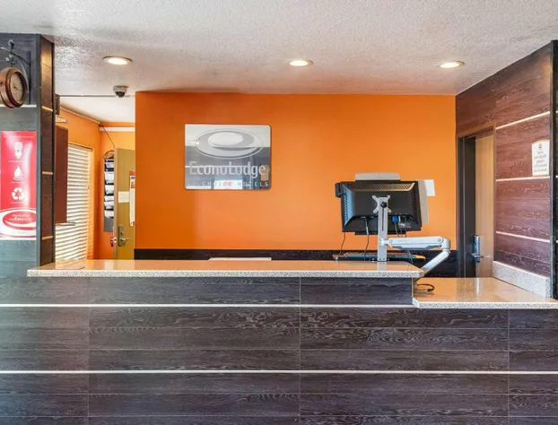 Econo Lodge Pueblo North hotel detail image 2