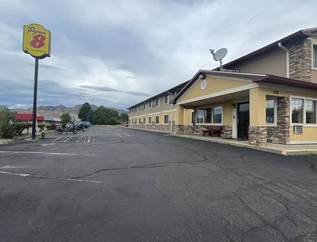 Super 8 by Wyndham Canon City hotel detail image 1