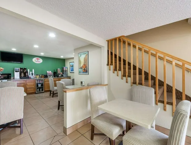 Super 8 by Wyndham Canon City hotel detail image 3