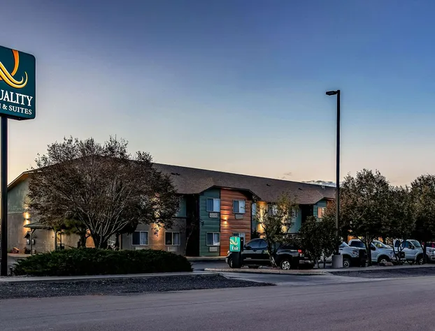 Quality Inn & Suites West hotel detail image 1