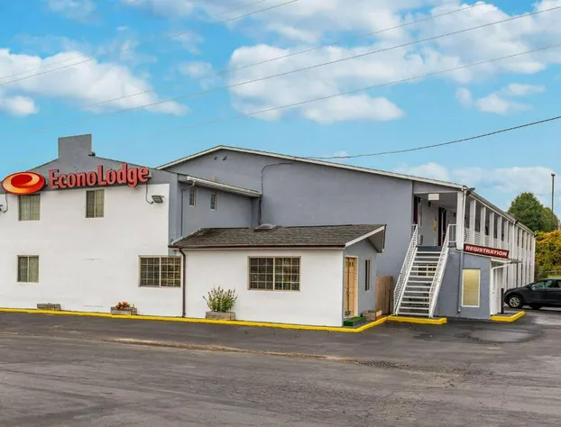 Econo Lodge Franklin - Springboro hotel detail image 1