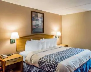 Econo Lodge Franklin - Springboro hotel detail image 2