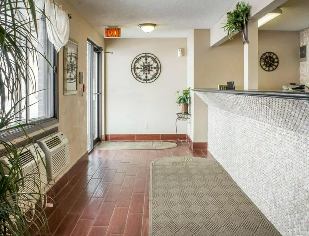 Econo Lodge Ames hotel detail image 1