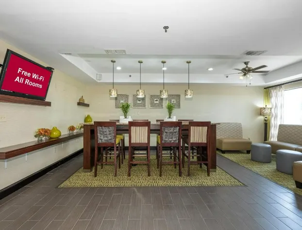 Sonesta Essential Ames hotel detail image 2