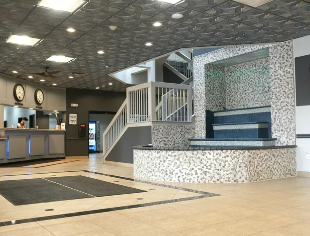 American Inn & Suites Waterford hotel detail image 3