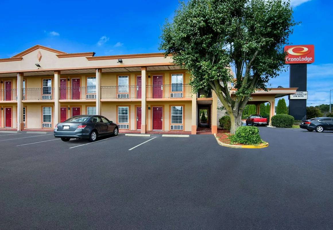 Econo Lodge Princess Anne hotel hero