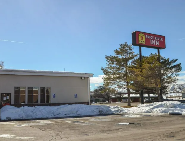 National 9 Price hotel detail image 1