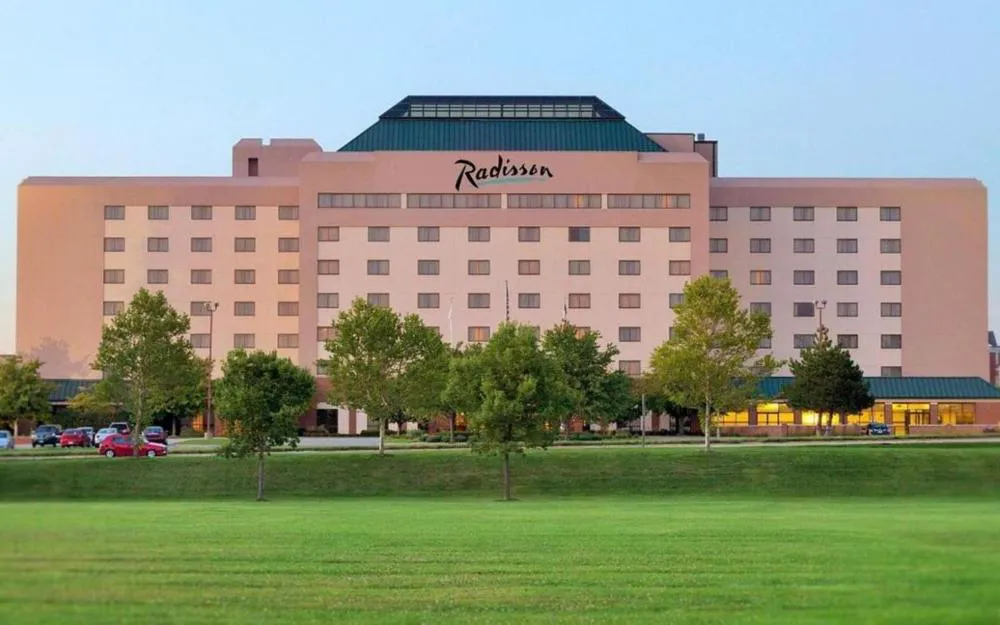 Radisson Hotel Cedar Rapids hotel hero