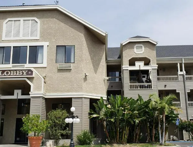 Oak Tree Inn hotel detail image 2