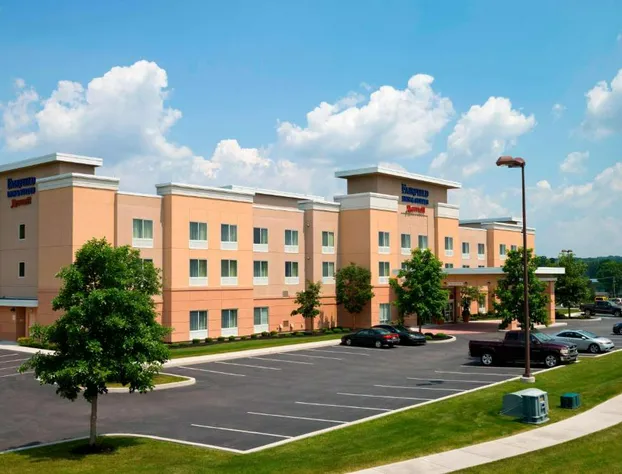 Fairfield Inn & Suites Huntingdon Route 22 Raystown Lake hotel detail image 1