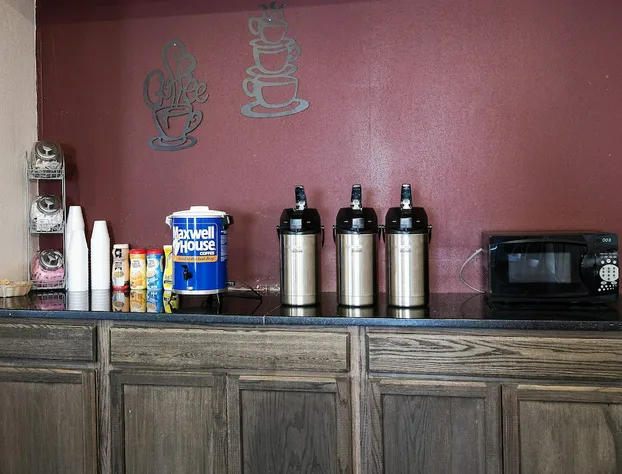 Red Roof Inn Clearfield hotel detail image 3