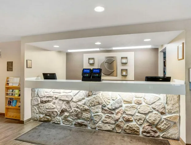 Comfort Inn hotel detail image 2