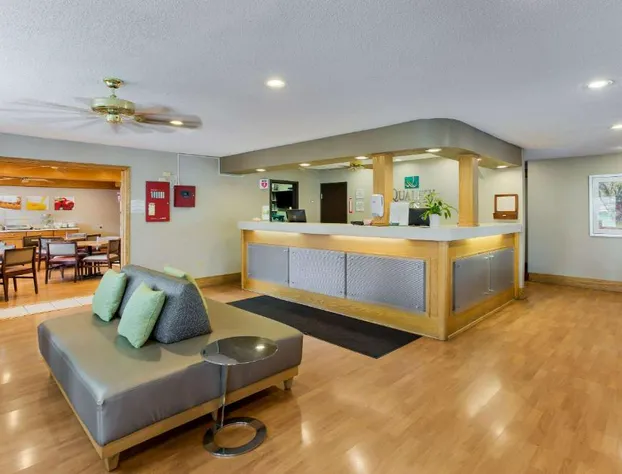 Quality Inn hotel detail image 3