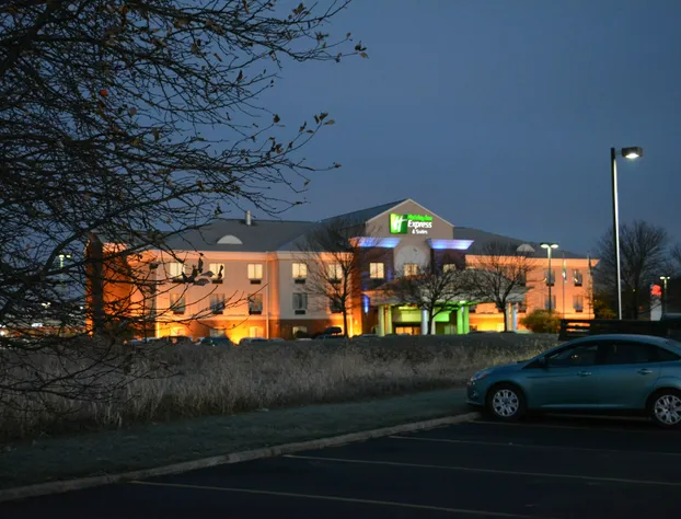 Holiday Inn Express & Suites Lancaster by IHG hotel detail image 2