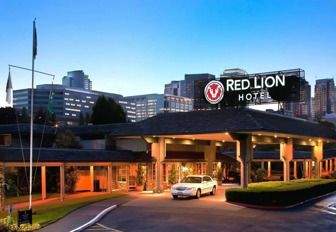 Red Lion Hotel Kelso Longview hotel hero