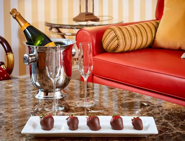 Orchard Hotel hotel detail image 4