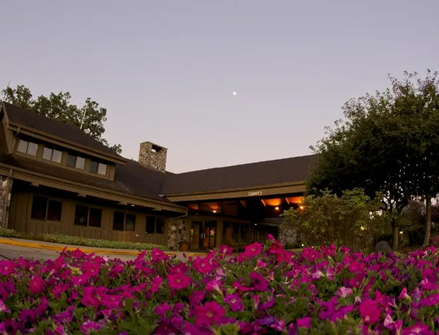 Lake Lawn Resort hotel detail image 1