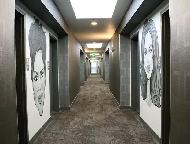 The BLVD Hotel & Suites hotel detail image 4